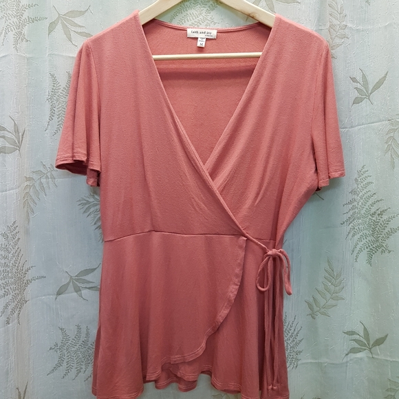 Faith and Joy Tops - Faith And Joy Coral Short Sleeve Top